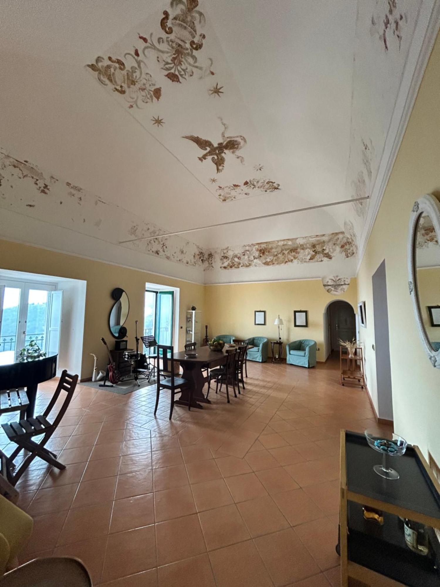 Palazzo Verone Scala Exteriör bild